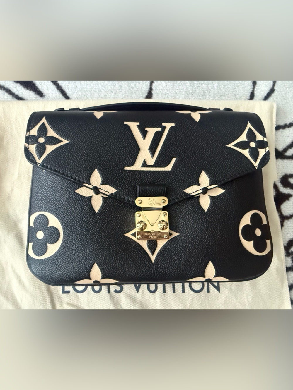 Louis Vuitton Bicolor Empreinte Pochette Metis